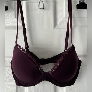 Calvin Klein Seductive Comfort Custom Lift Bra 30D - worn once
